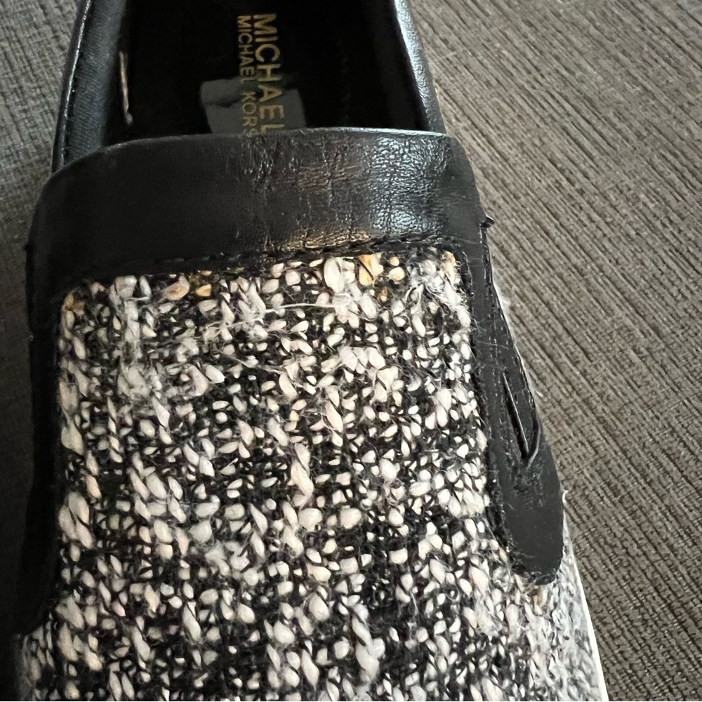Womens MICHAEL MICHAEL KORS Textured Tweed & Leather Slip Ons Size 10 - Picture 2 of 10
